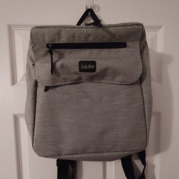 nwot JuJuBe diaper bag, storage pouches, change pad, stroller hooks - Picture 1 of 5